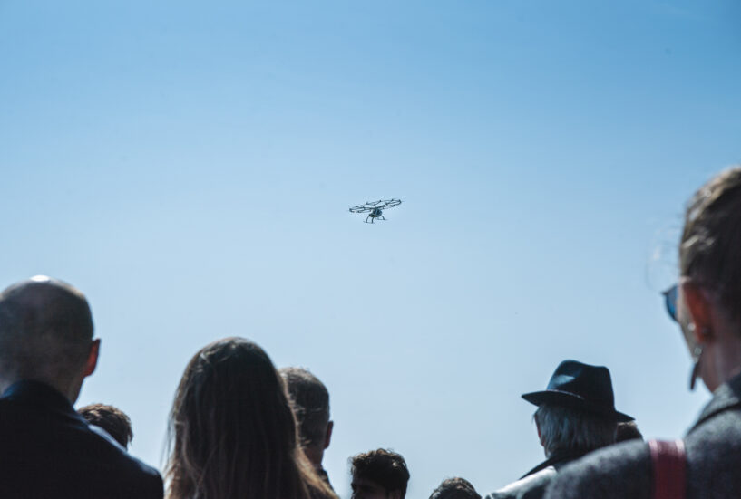 Volocopter führt bemannten Testflug in Frankreich durch 