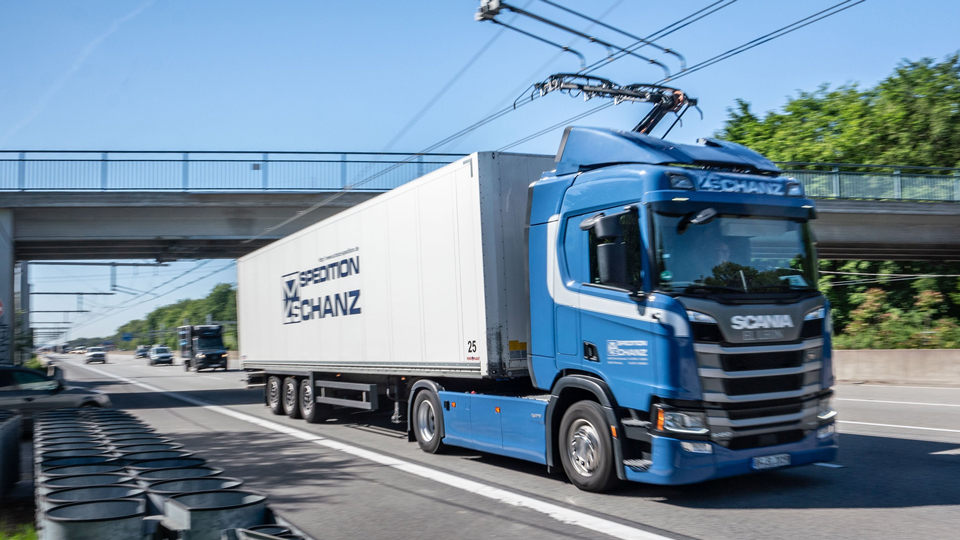 Fünf Gründe für den Oberleitungs-Lkw