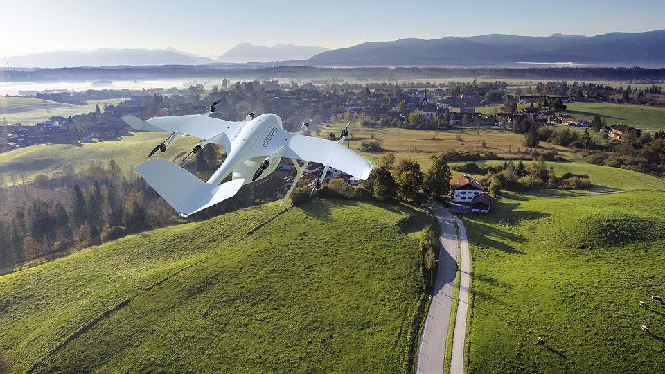 Wingcopter und Frankfurter Hochschule testen Lieferung per Drohne