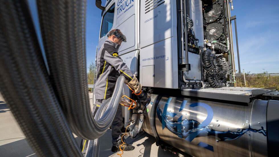 Daimler Truck prüft Wasserstoff-Allianz